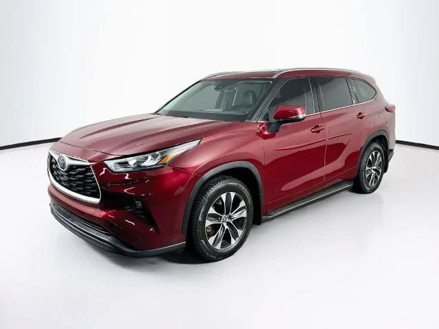 Used 2020 Toyota Highlander XLE