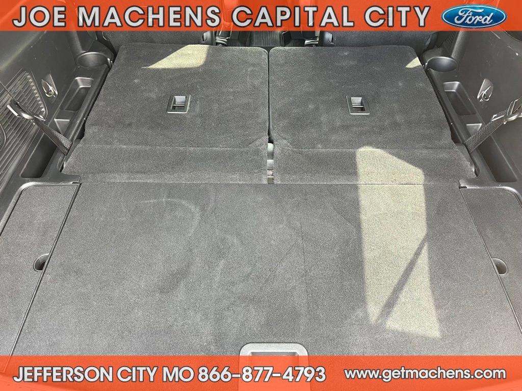 Certified 2023 Ford Explorer Limited w/ Limited Technology Package image 10