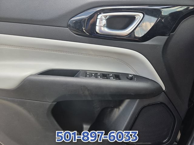 Used 2025 Jeep Compass Limited AWD/4WD image 24