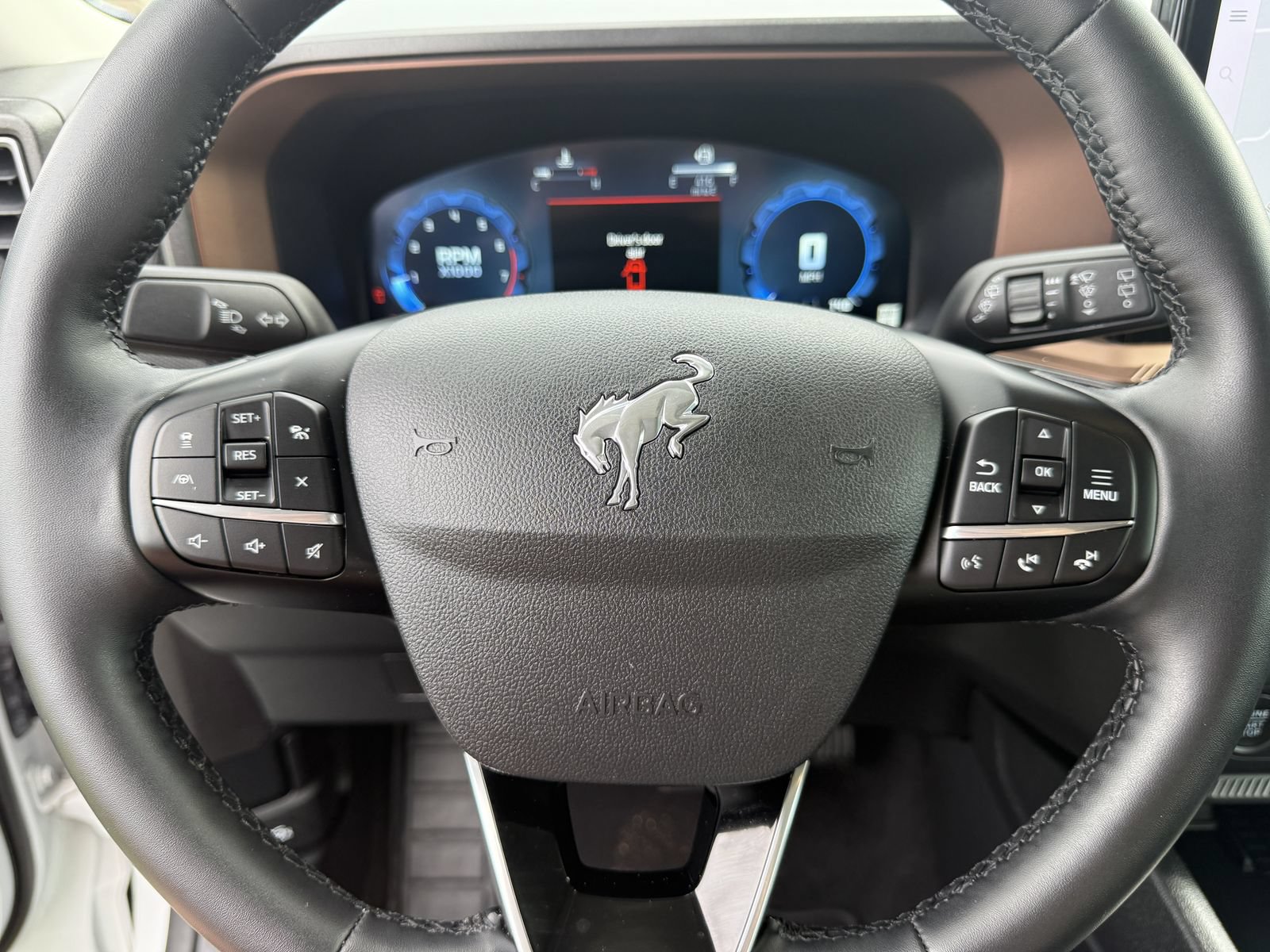 Certified 2025 Ford Bronco Sport Outer Banks w/ Outer Banks Tech Package+ AWD/4WD image 34