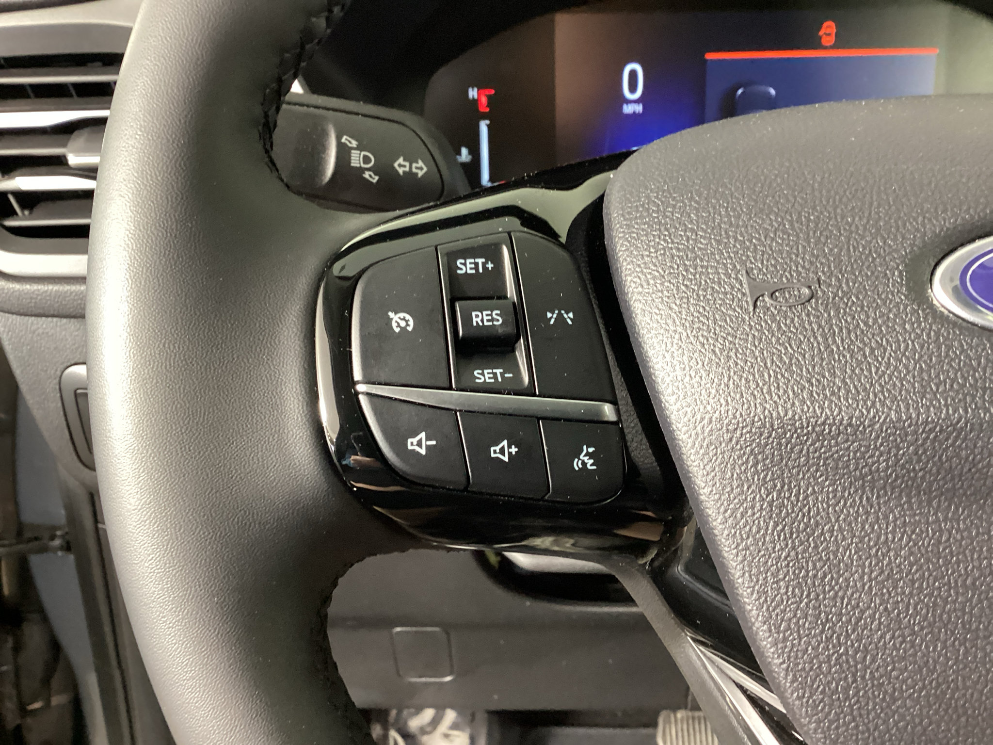 Certified 2023 Ford Escape Active AWD/4WD image 22