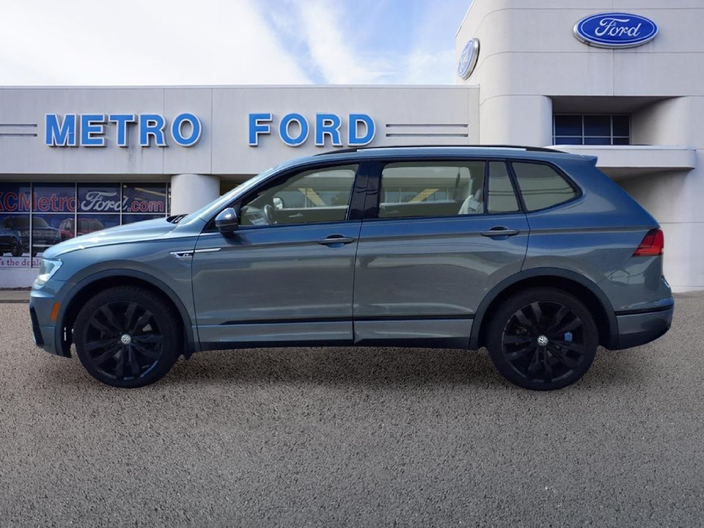 Used 2020 Volkswagen Tiguan SE R-Line FWD image 6