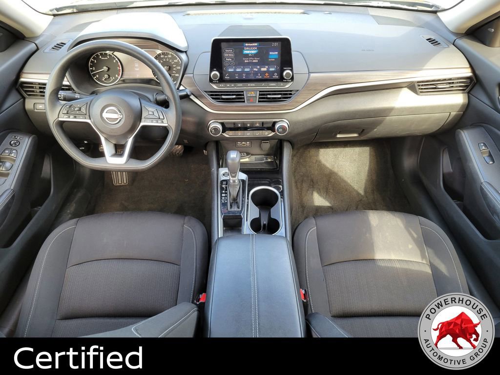 Used 2024 Nissan Altima 2.5 SV image 12