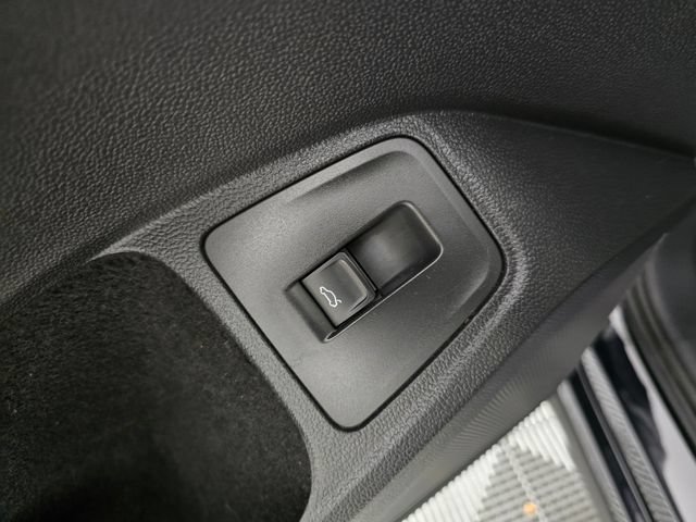 Used 2019 Volkswagen Tiguan SEL Premium AWD/4WD image 27