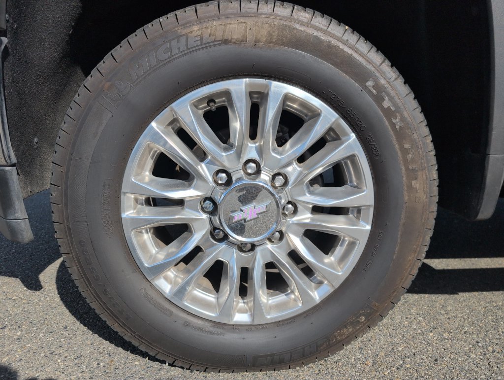 Used 2020 Chevrolet Silverado 3500 LT w/ All Star Edition AWD/4WD image 14