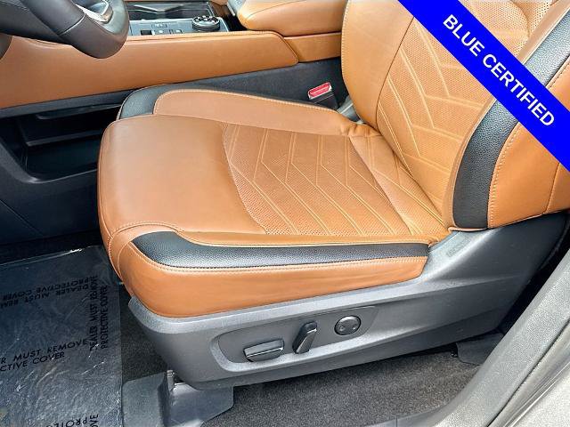 Used 2023 Nissan Pathfinder Platinum w/ Cargo Package AWD/4WD image 17