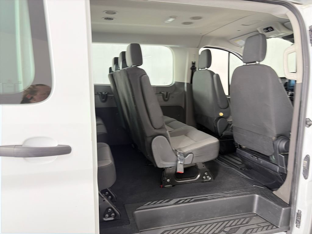 Certified 2024 Ford Transit 350 XLT RWD image 25