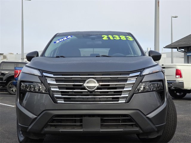 Used 2024 Nissan Rogue S image 9