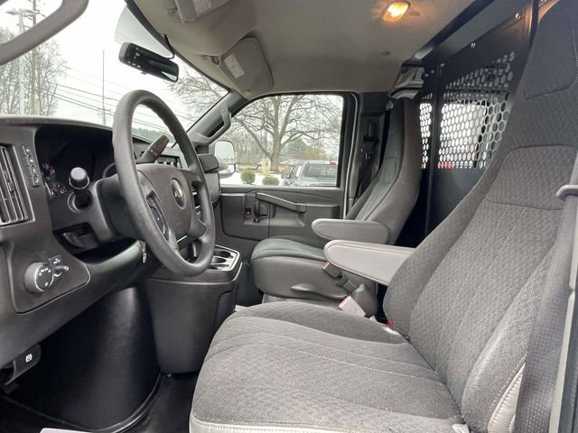 Used 2024 Chevrolet Express 2500 Work Van w/ Driver Convenience Package image 19