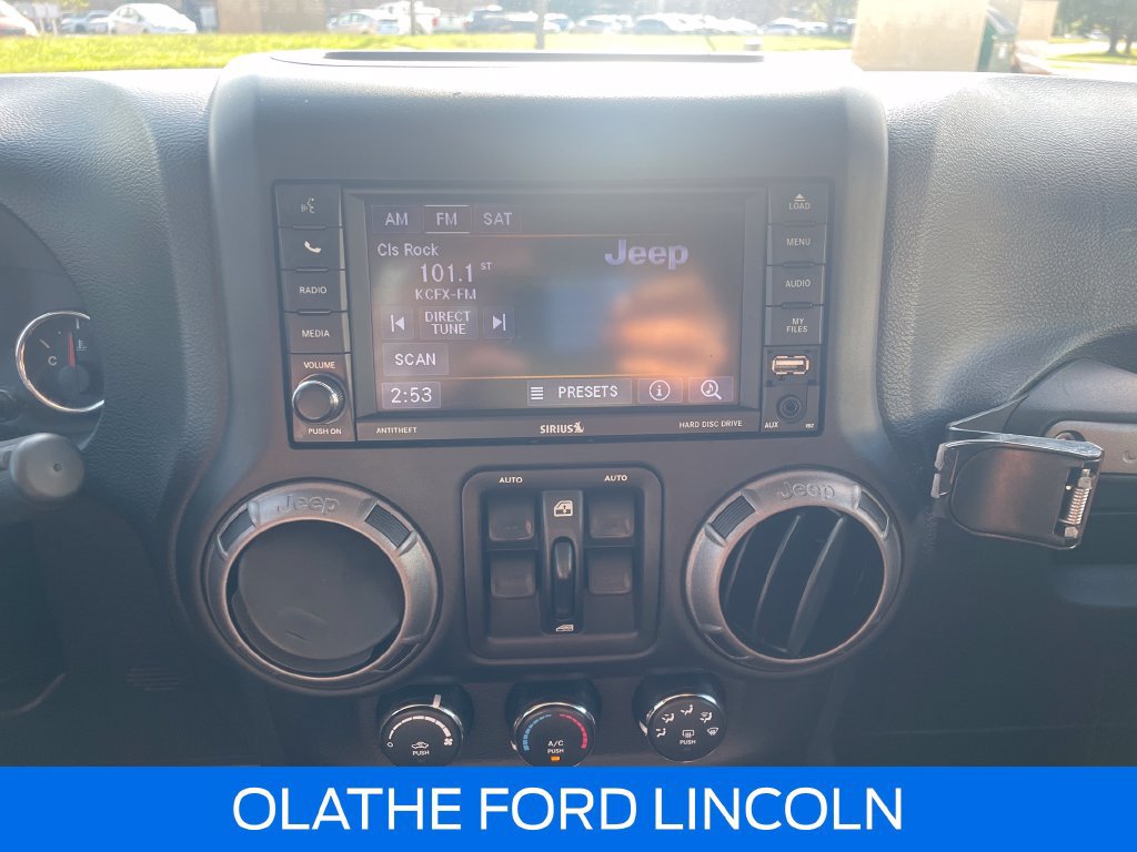 Used 2018 Jeep Wrangler Unlimited Sport S AWD/4WD image 14