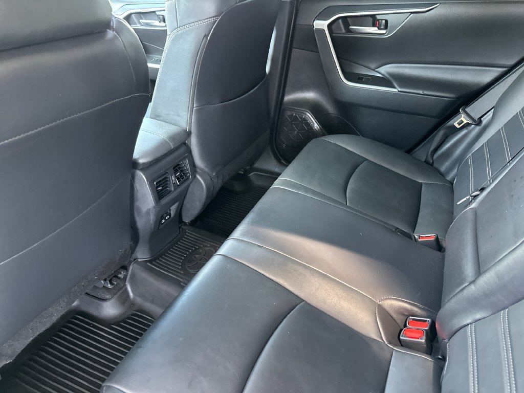 Used 2023 Toyota RAV4 XLE Premium FWD image 11