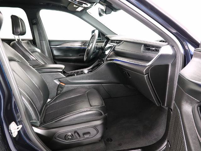 Used 2023 Jeep Grand Cherokee L Overland AWD/4WD image 18