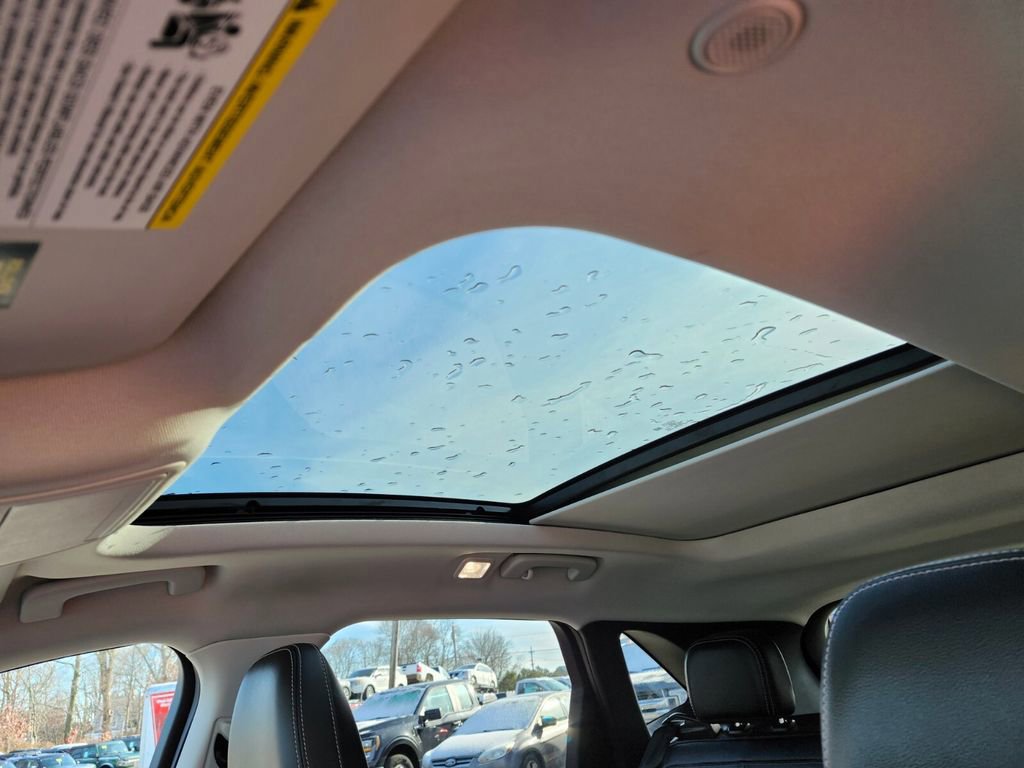 Certified 2022 Ford Escape SEL w/ Technology Package image 19