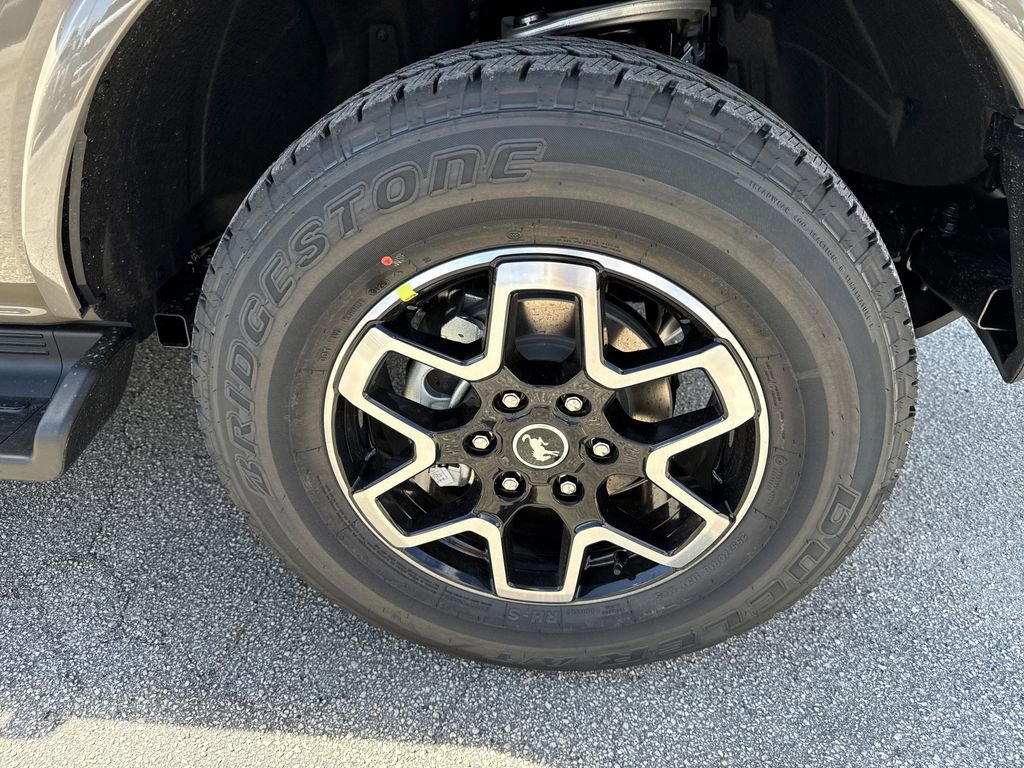 Certified 2025 Ford Bronco Outer Banks image 11