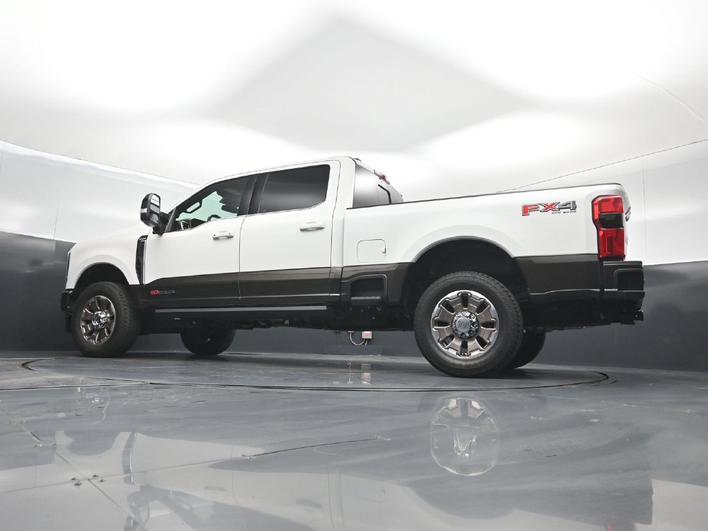 Certified 2025 Ford F250 King Ranch AWD/4WD image 52