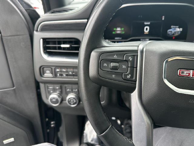 Used 2023 GMC Yukon SLT w/ SLT Premium Package AWD/4WD image 28