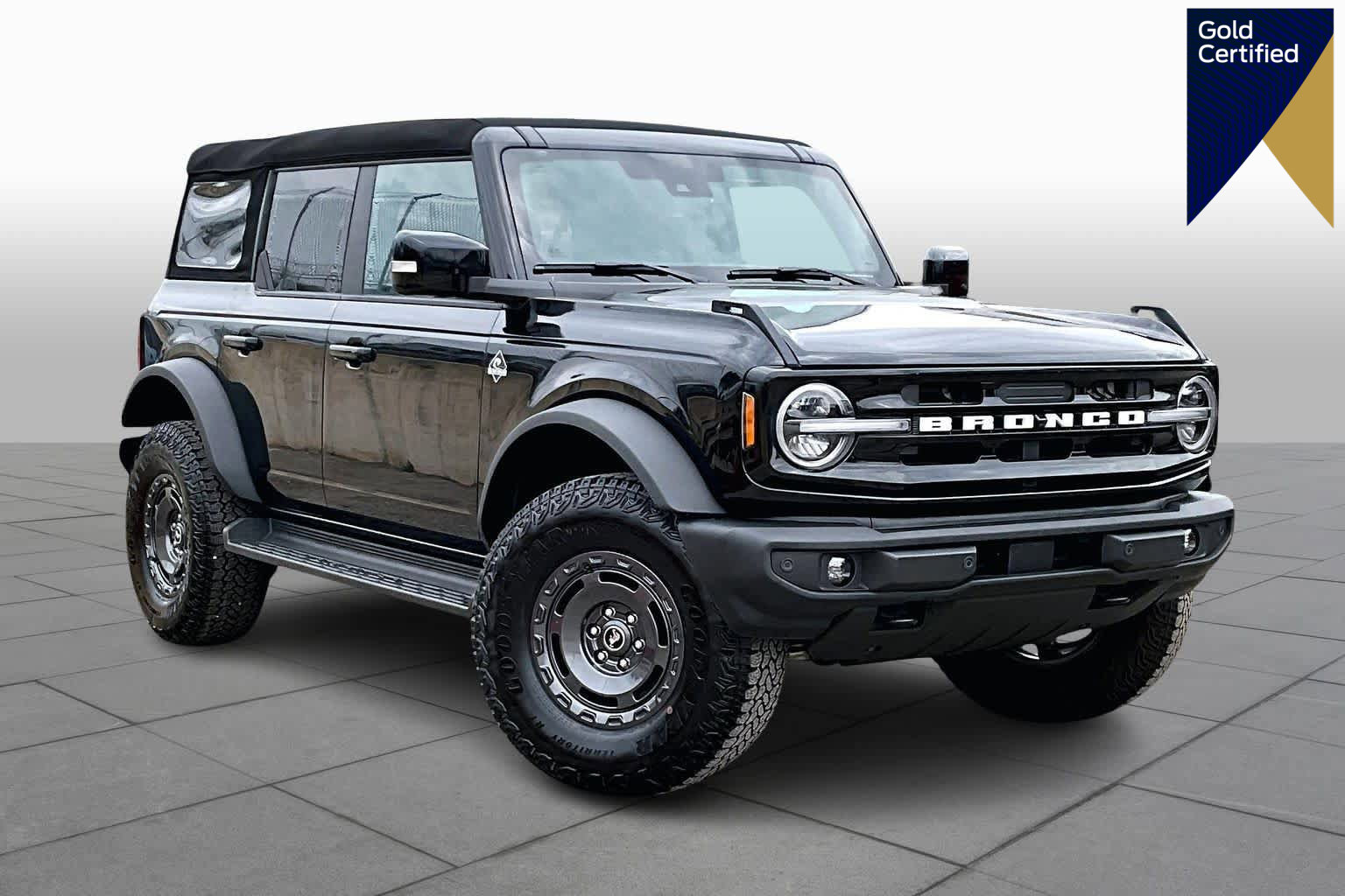 Certified 2025 Ford Bronco Outer Banks w/ Sasquatch Package