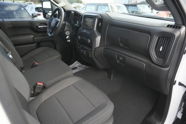 Used 2023 Chevrolet Silverado 2500 Custom w/ Custom Value Package image 17