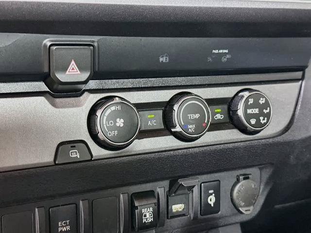 Used 2020 Toyota Tacoma TRD Sport RWD image 17