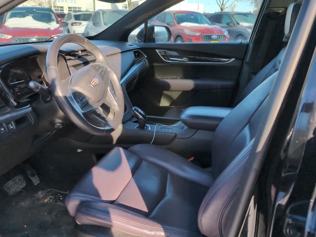 Used 2017 Cadillac XT5 Premium Luxury image 10