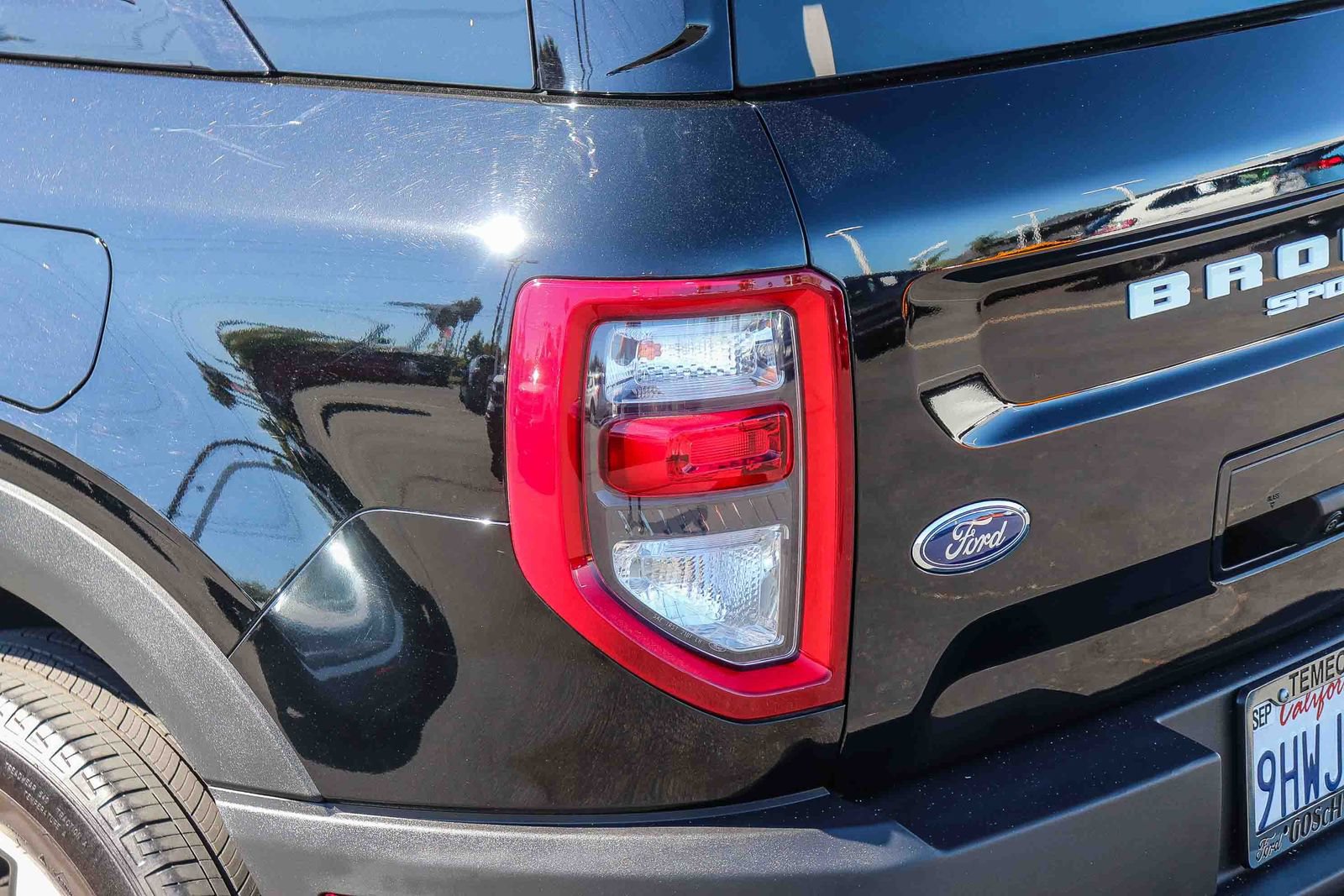 Certified 2023 Ford Bronco Sport Outer Banks AWD/4WD image 7