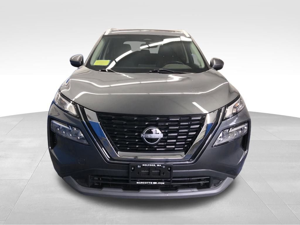 Used 2022 Nissan Rogue SV w/ SV Premium Package image 8