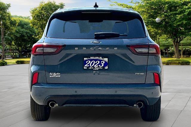 Certified 2023 Ford Escape ST-Line Select w/ Tech Pack #2 AWD/4WD image 4