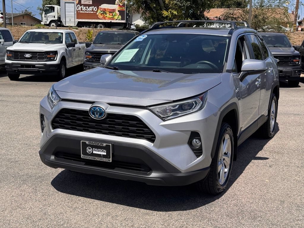 Used 2021 Toyota RAV4 XLE Premium AWD/4WD image 7