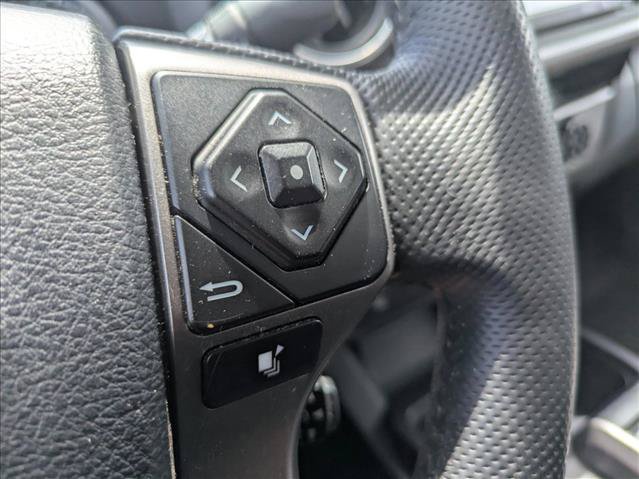 Used 2017 Toyota Tacoma SR5 w/ Tow Package AWD/4WD image 13