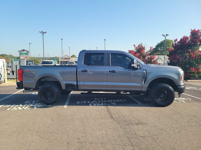 Certified 2024 Ford F250 XL w/ XL Off-Road Package AWD/4WD image 4