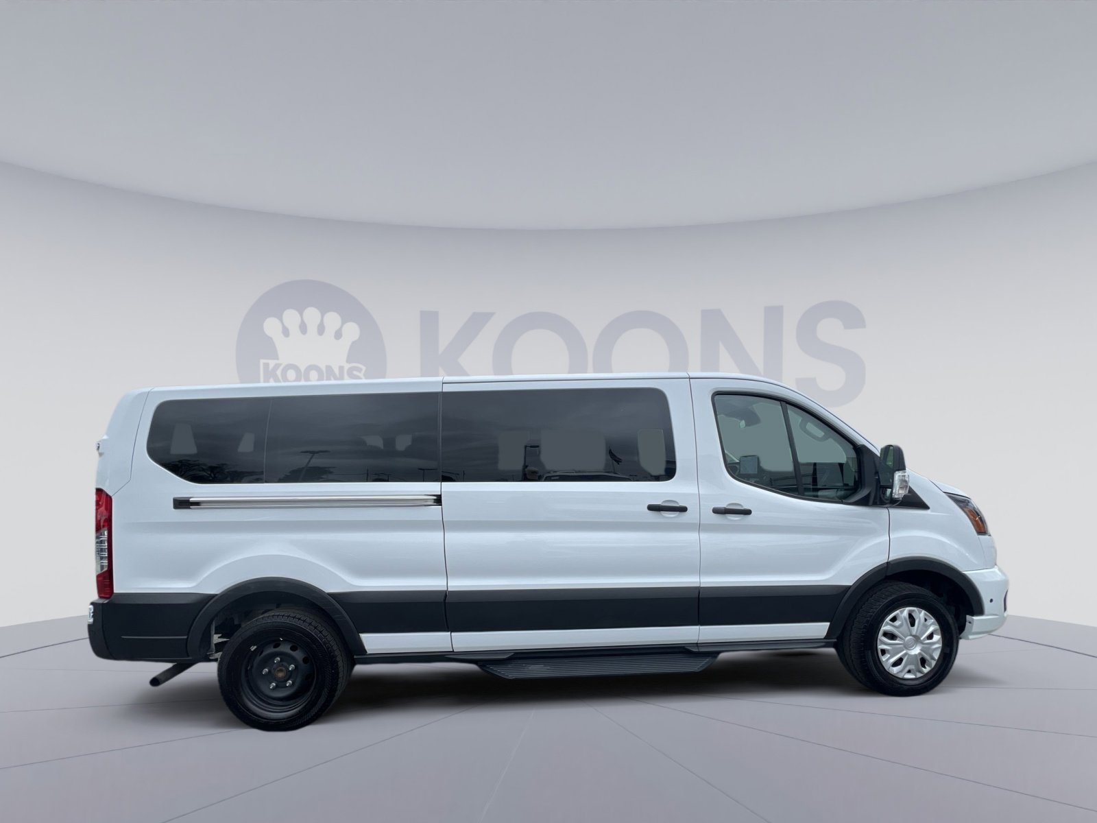 Certified 2025 Ford Transit 350 XLT RWD image 17