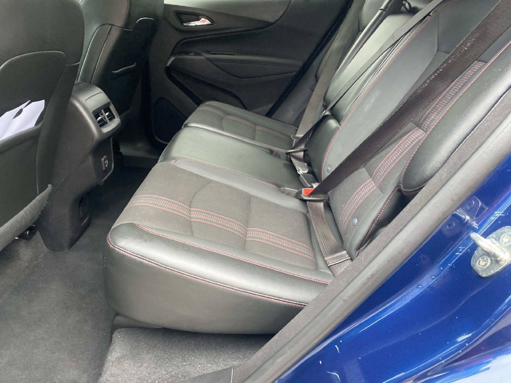 Used 2023 Chevrolet Equinox RS FWD image 15