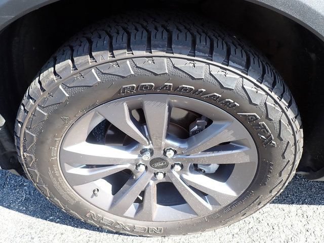 Certified 2024 Ford Explorer XLT w/ Equipment Group 202A AWD/4WD image 10