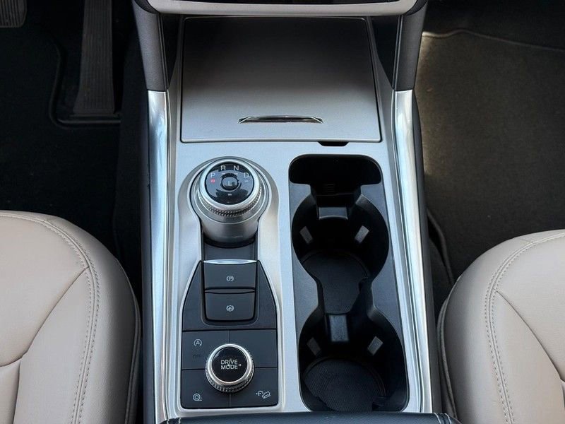 Certified 2023 Ford Explorer XLT w/ Equipment Group 202A image 13