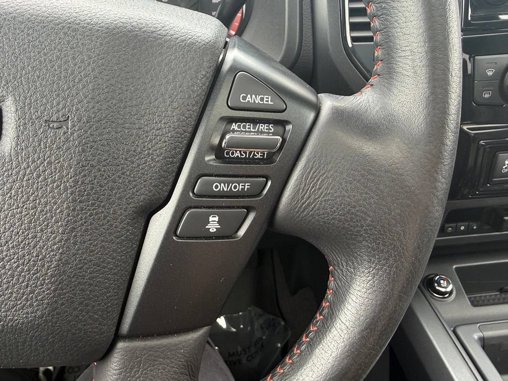 Used 2022 Nissan Titan PRO-4X w/ Pro-4x Convenience Package AWD/4WD image 23