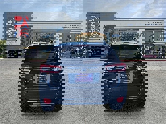 Used 2019 Subaru Crosstrek 2.0i Premium image 4