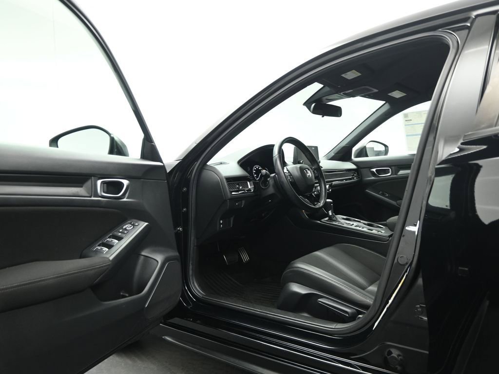 Used 2024 Honda Civic Sport image 8