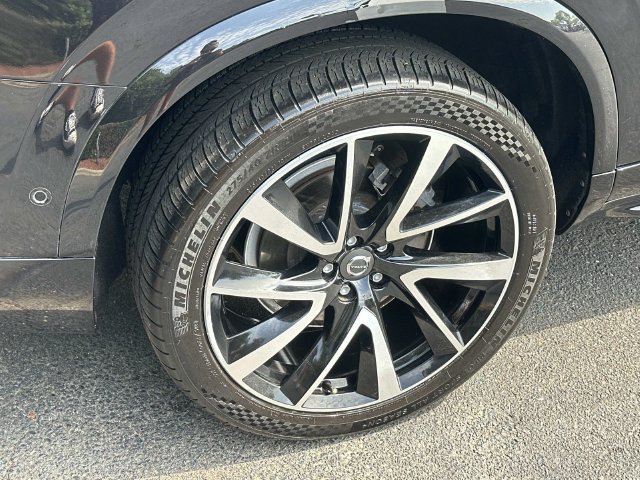 Used 2018 Volvo XC90 T6 Momentum w/ Convenience Package AWD/4WD image 9