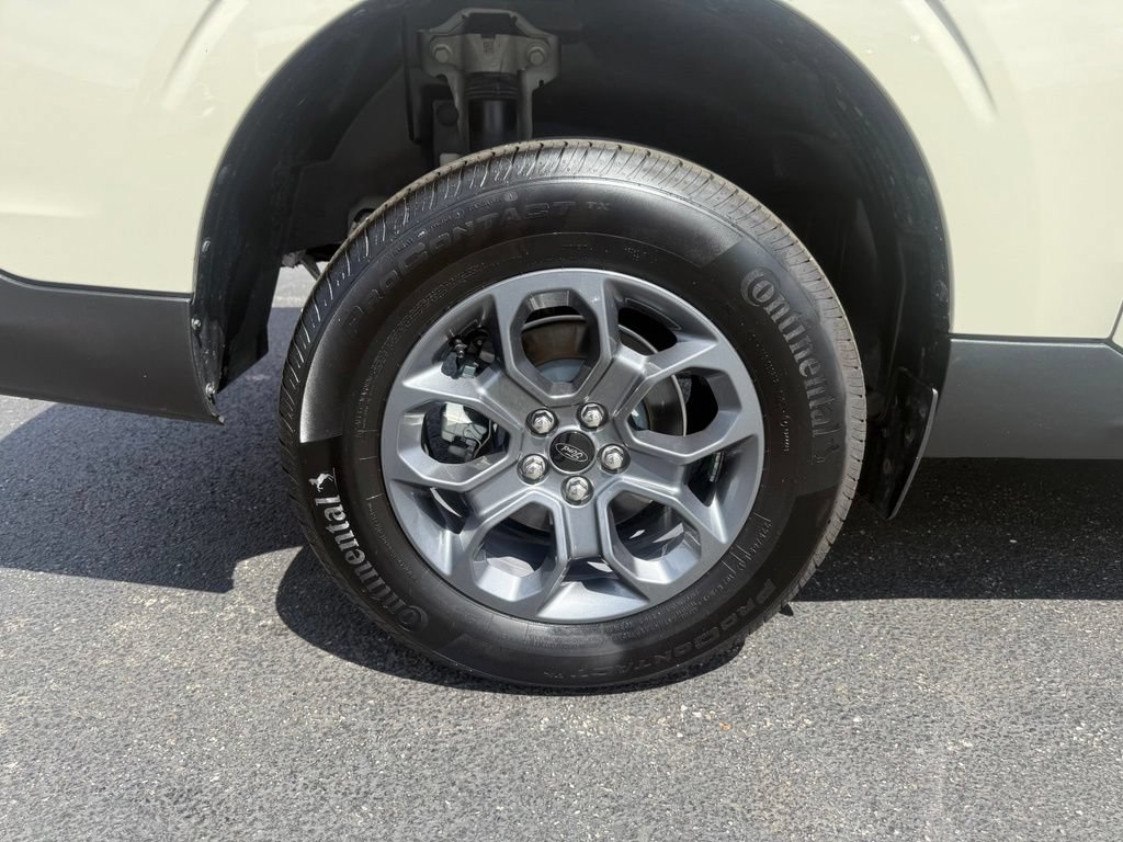 Certified 2025 Ford Maverick XLT w/ Equipment Group 302A AWD/4WD image 46