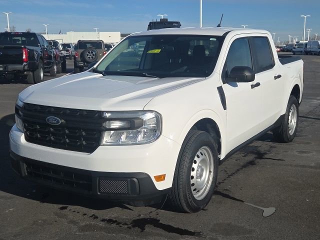 Certified 2022 Ford Maverick XL image 2