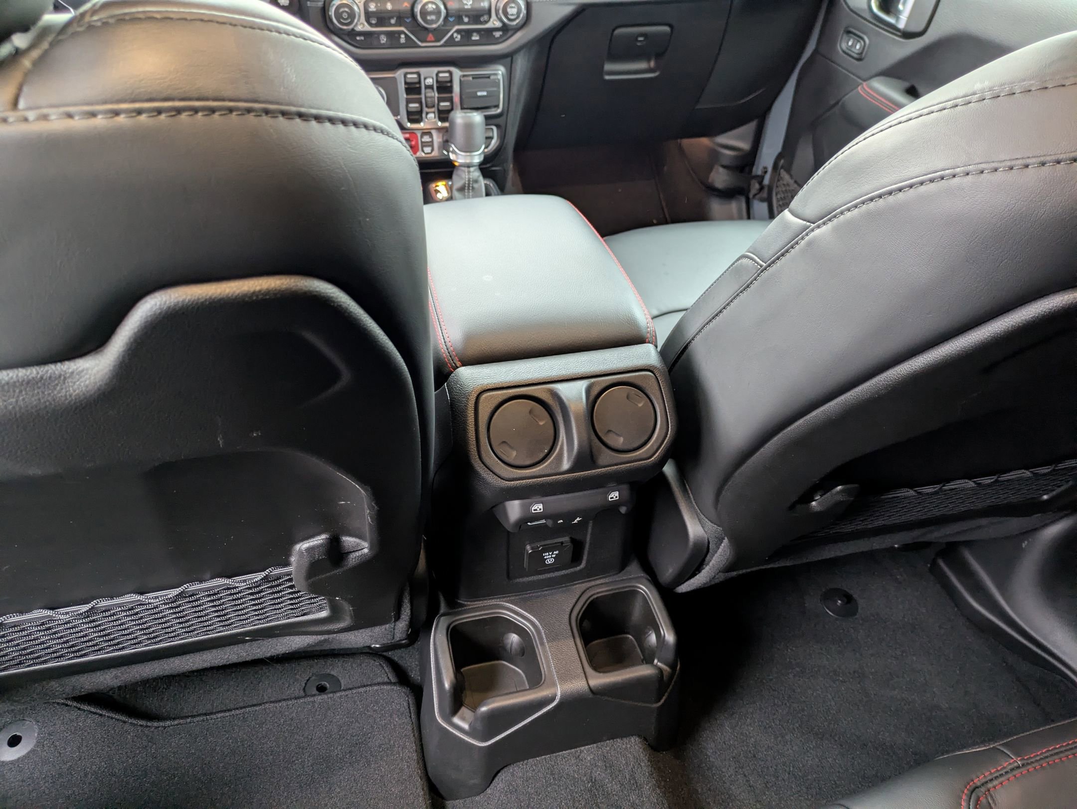 Used 2024 Jeep Gladiator Rubicon image 32