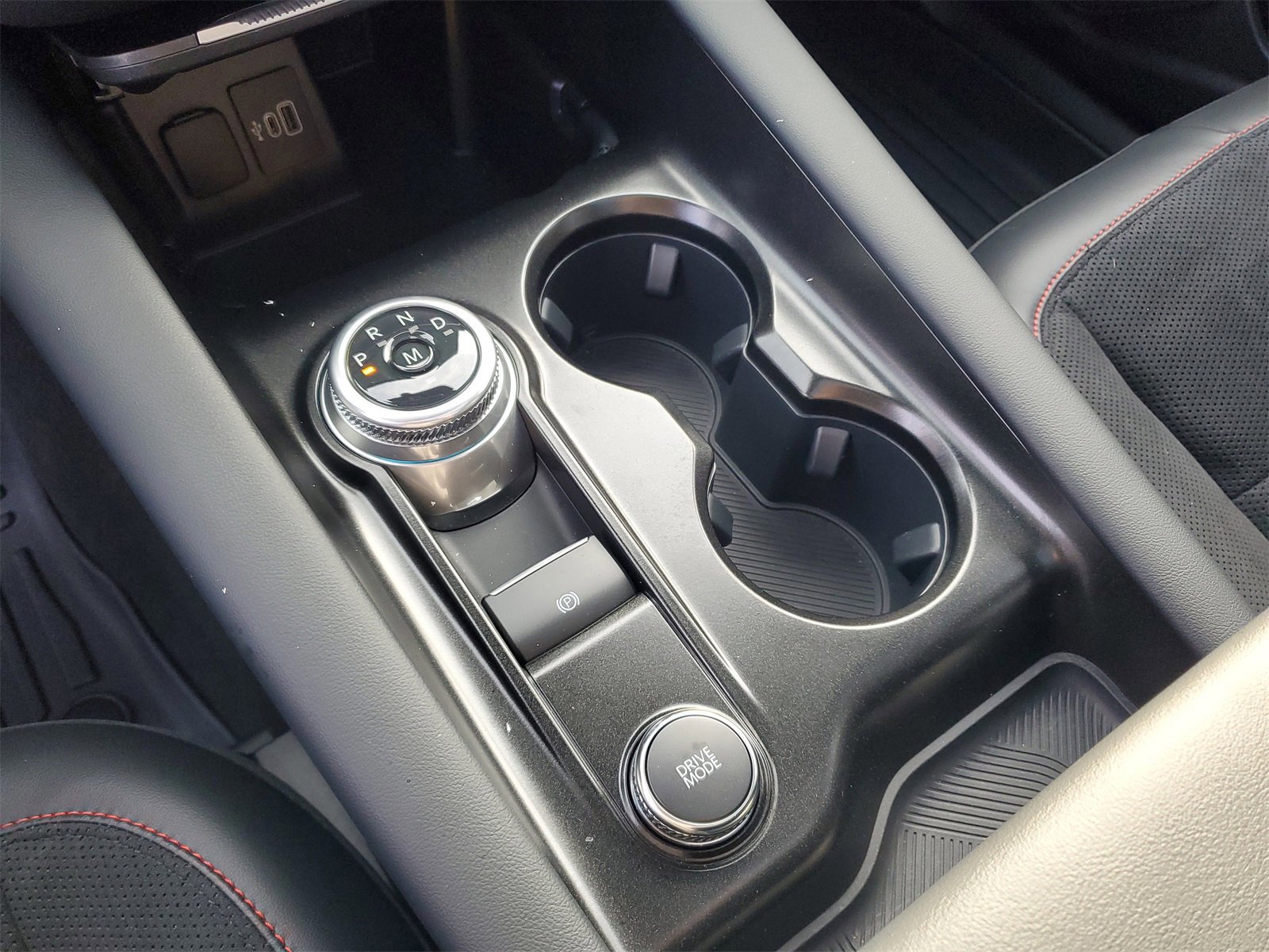 Certified 2025 Ford Explorer ST w/ Sun And Sound Package image 30