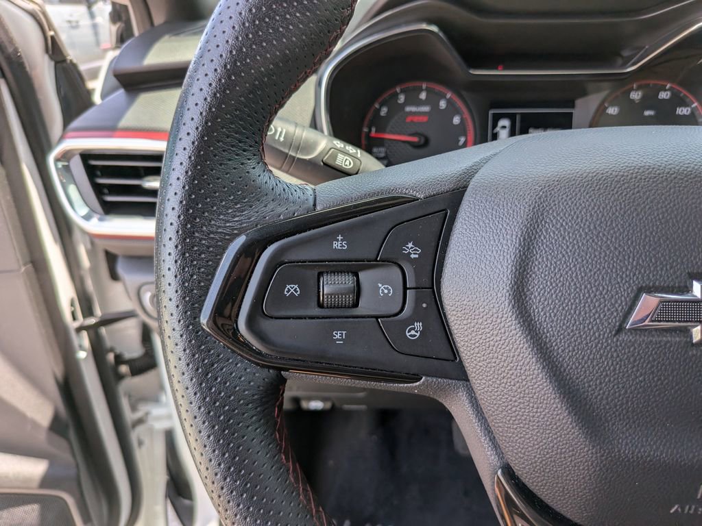 Used 2023 Chevrolet TrailBlazer RS AWD/4WD image 29