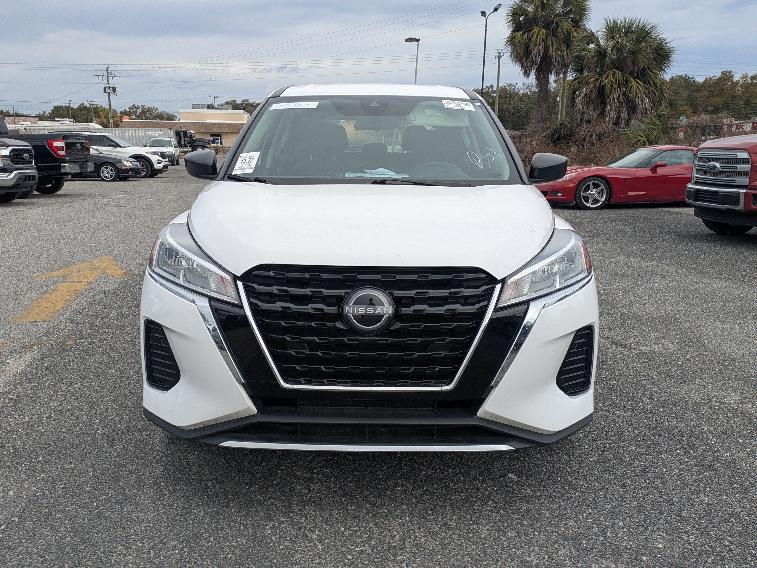 Used 2023 Nissan Kicks S image 9