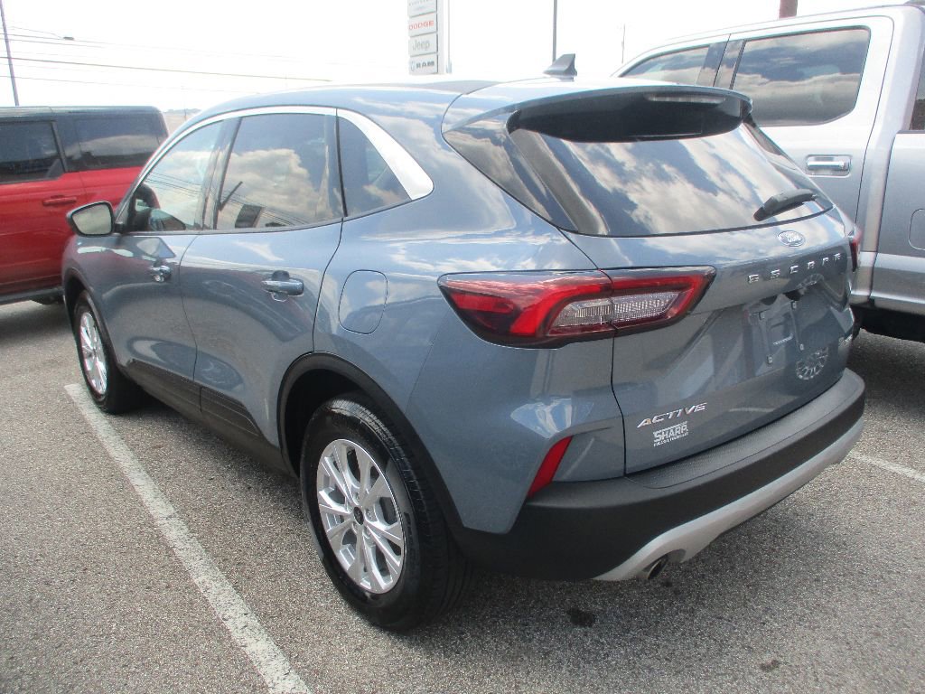 Certified 2023 Ford Escape Active image 18