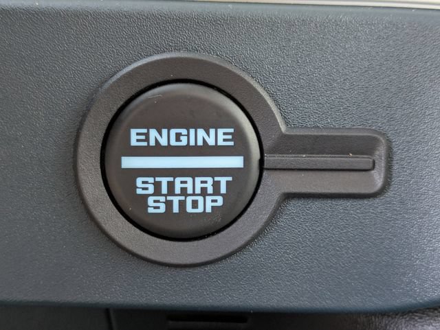 Certified 2026 Ford Bronco Heritage Edition AWD/4WD image 28