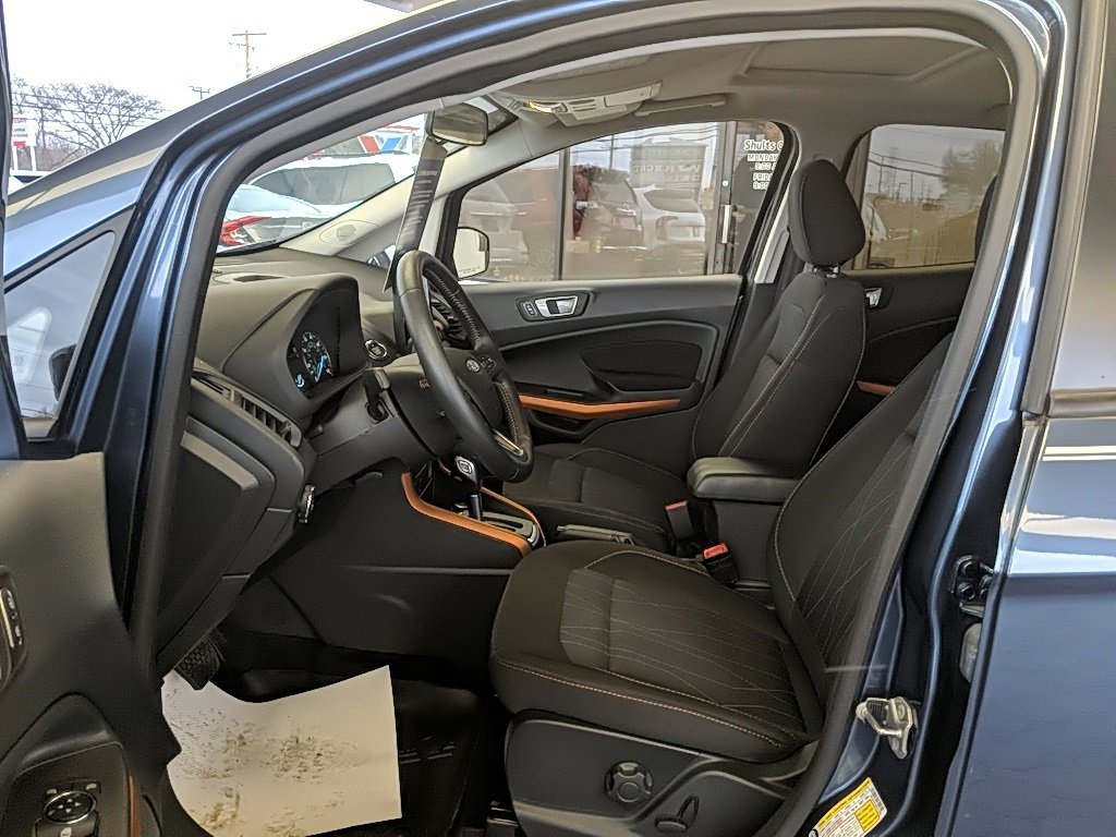 Certified 2022 Ford EcoSport SE w/ SE Appearance Package image 12