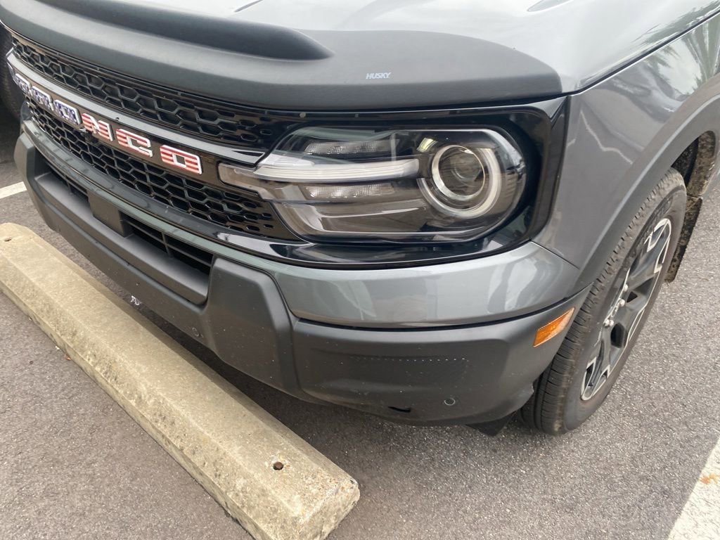 Certified 2025 Ford Bronco Sport Outer Banks w/ Outer Banks Tech Package+ AWD/4WD image 3