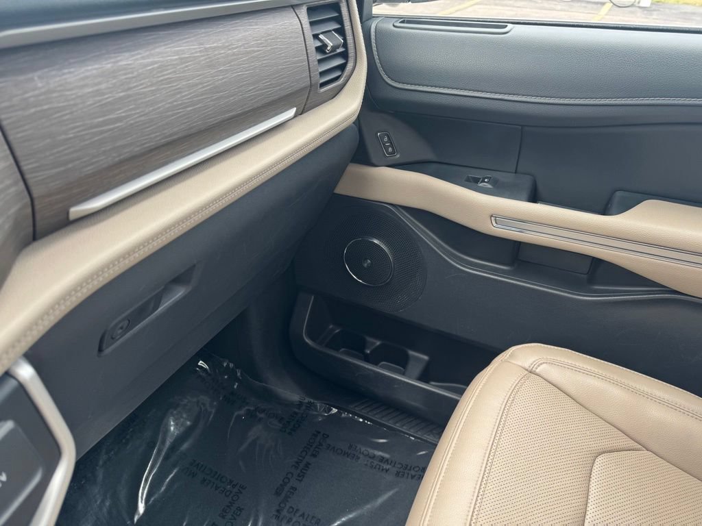Certified 2024 Ford Expedition Max Limited AWD/4WD image 30