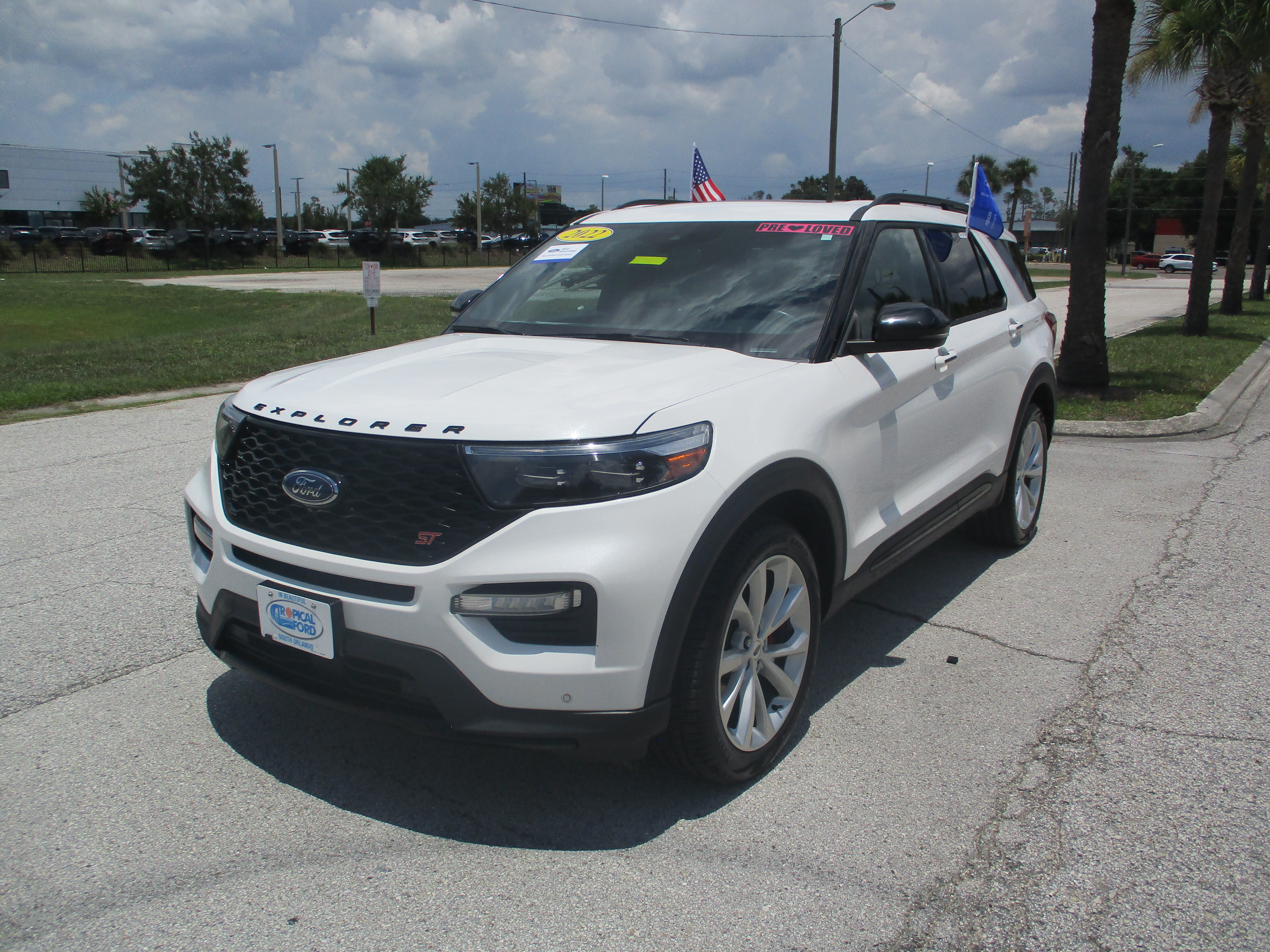 Certified 2022 Ford Explorer ST w/ Equipment Group 401A AWD/4WD image 3